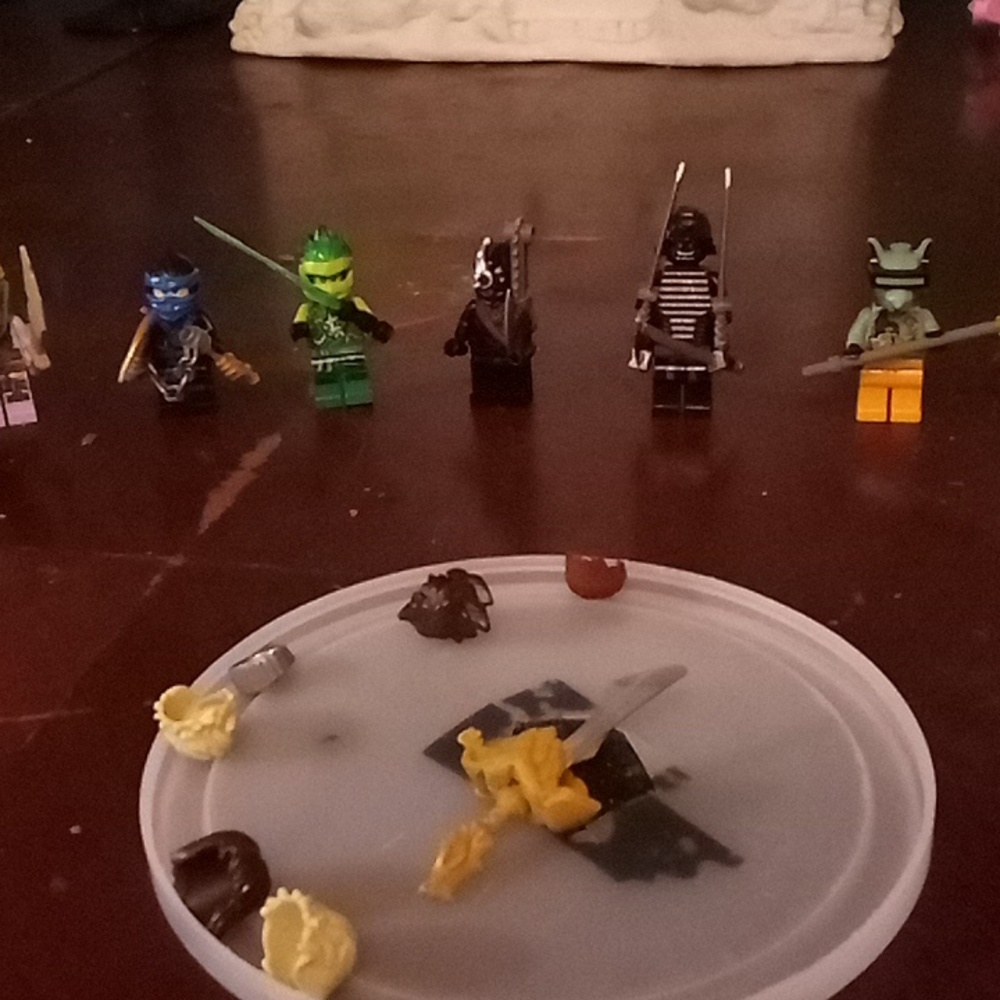 18 characters from Lego Ninjago